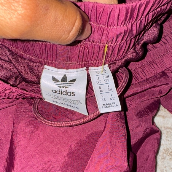 ADIDAS originals maroon red Sweatpants Relaxed cuffed Joggers size small - Picture 8 of 8